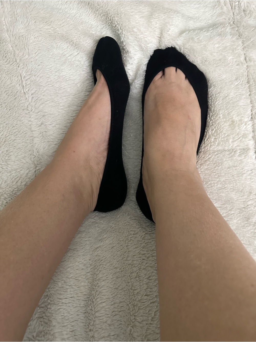 Black No-Show Liner Socks for Women